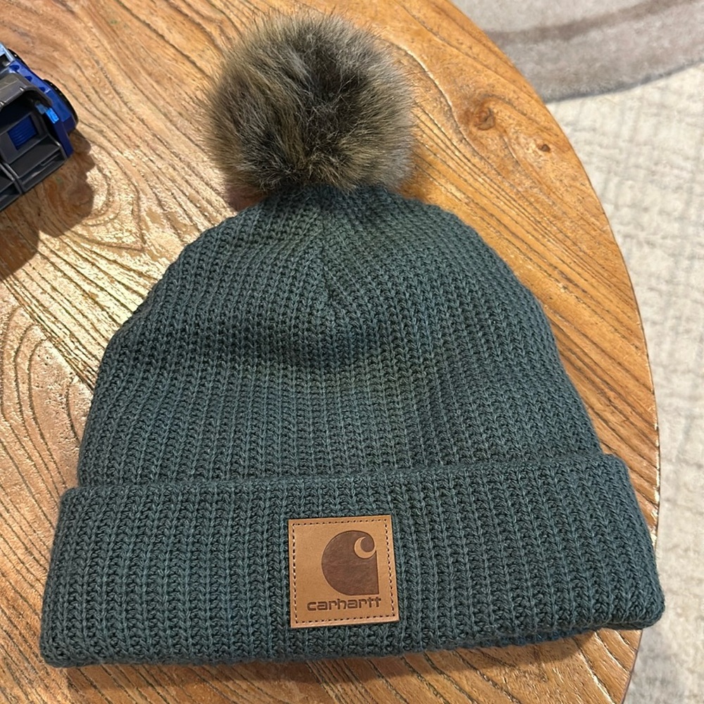 Carhartt thermal hat with pom pom